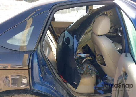 2009 Ford Focus Sel из США, поврежденный, VIN 1FAHP37N99W164087